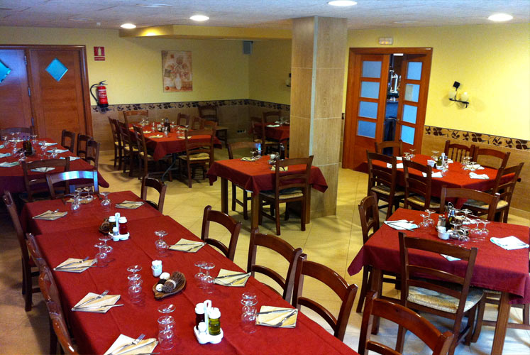 02_restaurant_dinar_ager