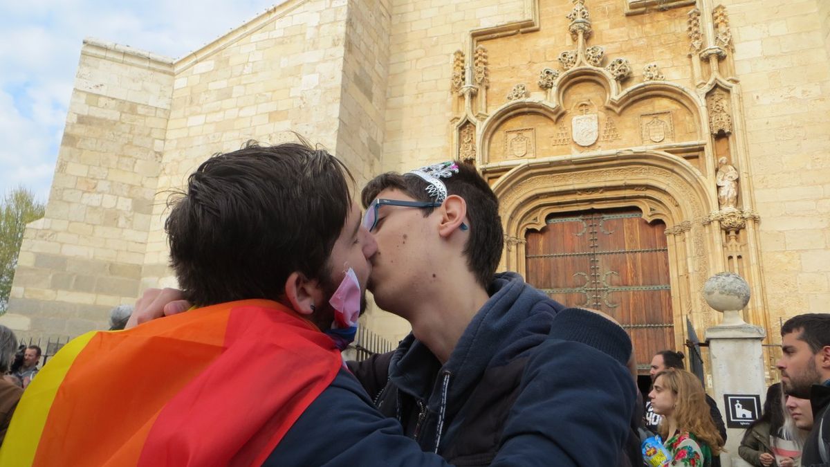 Abogados Cristianos exigen una condena para los activistas LGTBI que irrumpieron en una misa