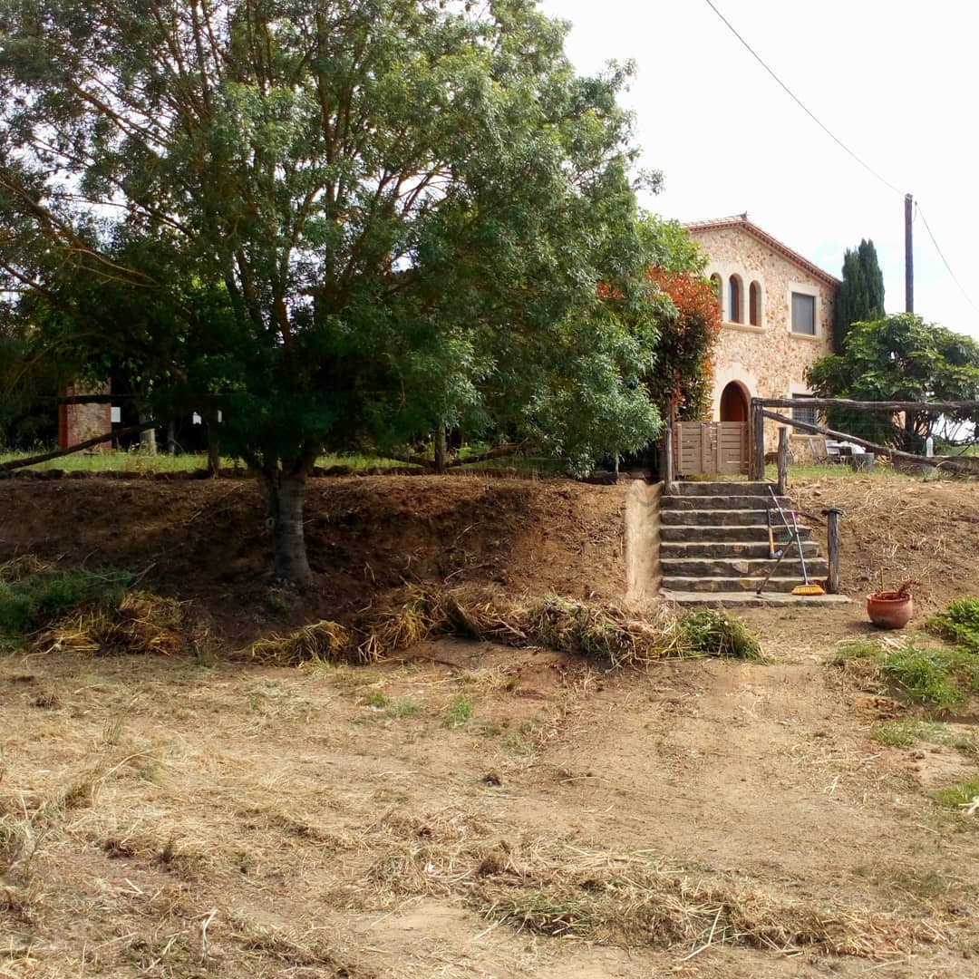 101553894_1391402857723522_443390800234033570_n(1)