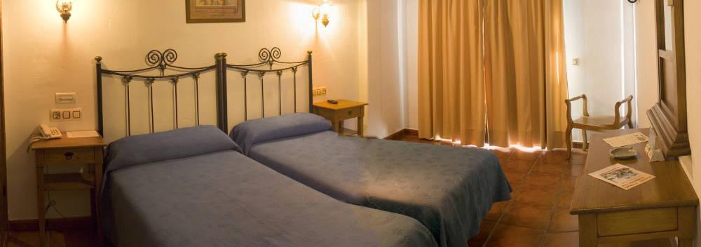 2-Bedroom-Hotel-Almazara
