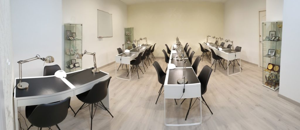 Cervera & Alcaide – Nail School Valencia