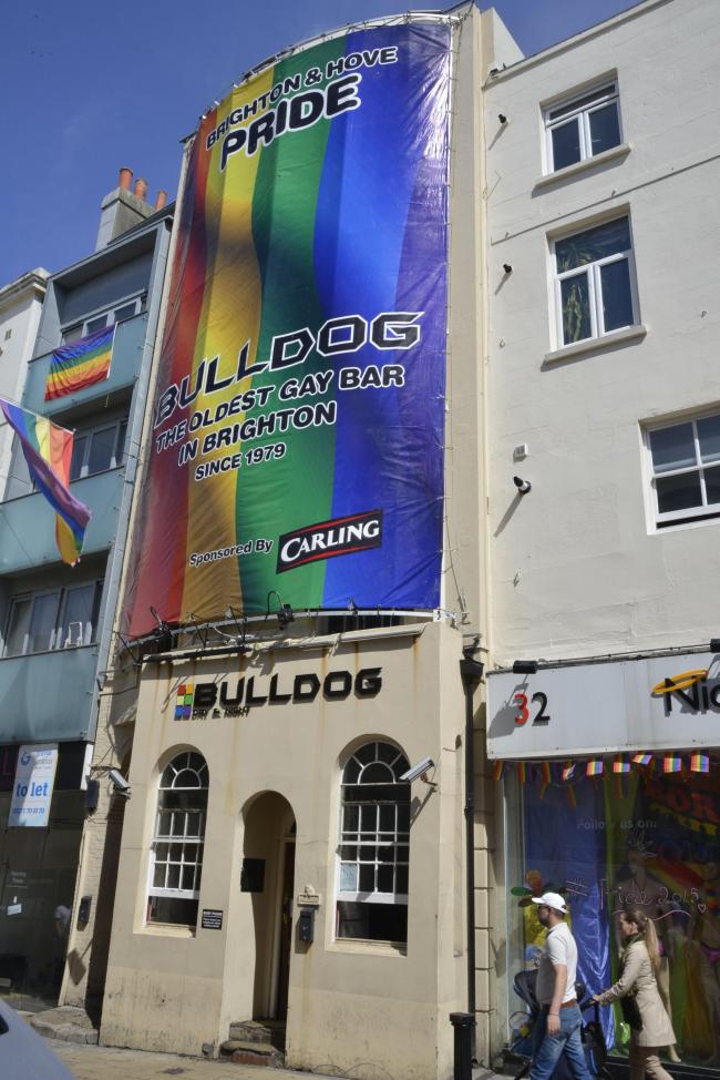 ¿Te gustaría ser propietario de un mítico bar gay en el corazón de Brighton?