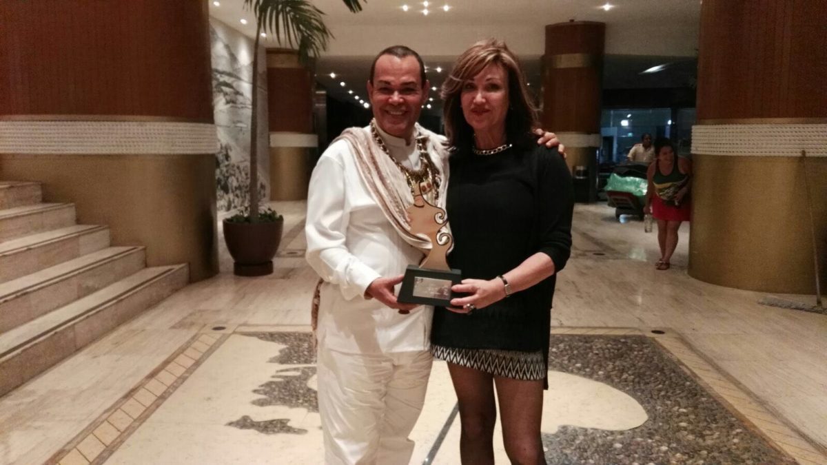 Cambrollé con el Galardón Mujer de Calidad 2016