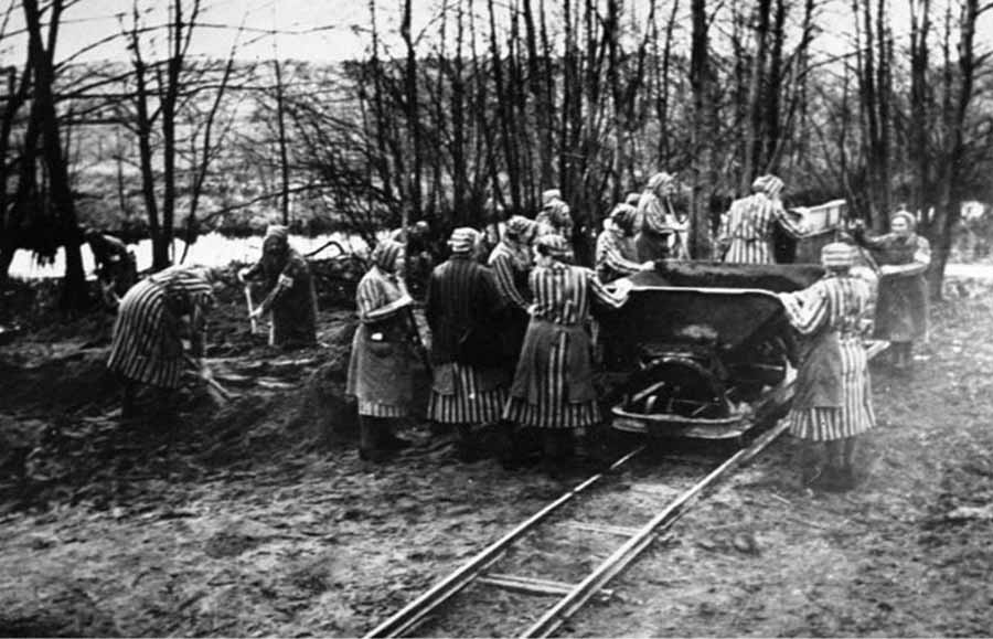Lesbianas que pasaron por un campo de concentración nazi: Las víctimas olvidadas de la "limpieza étnica" de Hitler