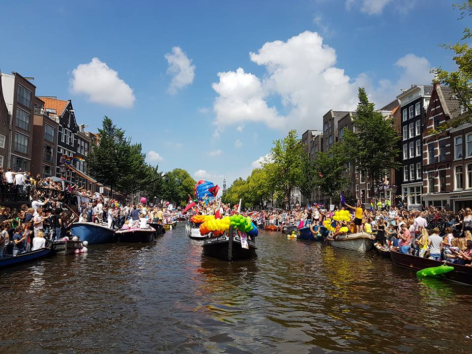 CanalParade1