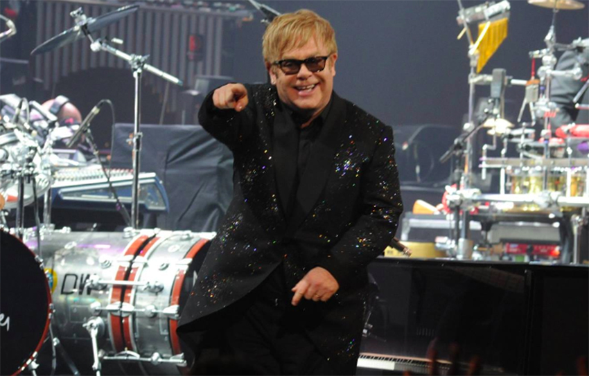 El cantante Elton John se recupera de una infección “rara y potencialmente mortal”