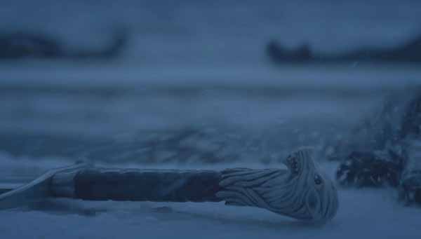 Espada en la nieve de Jon Nieve juego de Tronos