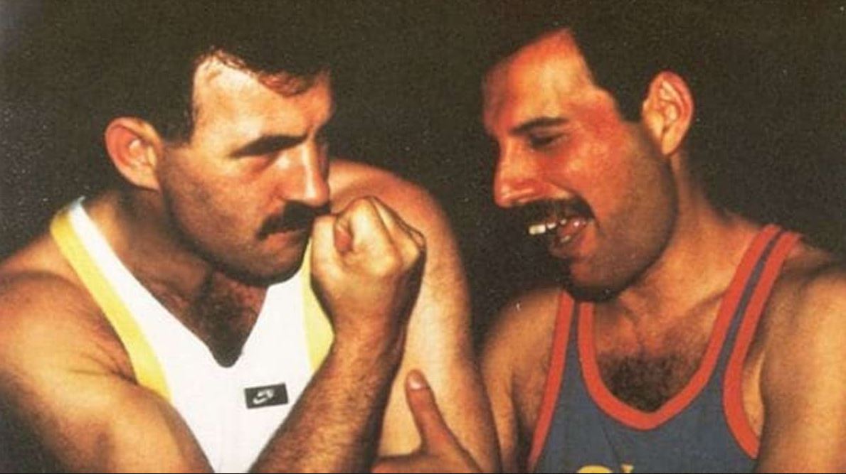 Foto de Freddie Mercury y su novio