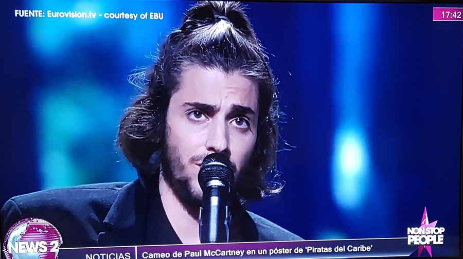 Gestos 3 de Salvador Sobral Eurovisión 2017