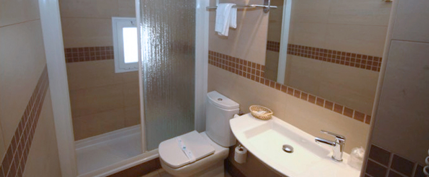 Habitacion-indivisual-Hotel-Boutique-Maza-en-Zaragoza_0001_Capa-3