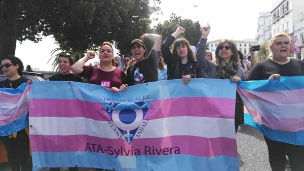 Manifestacion exigindo ley trans estatal