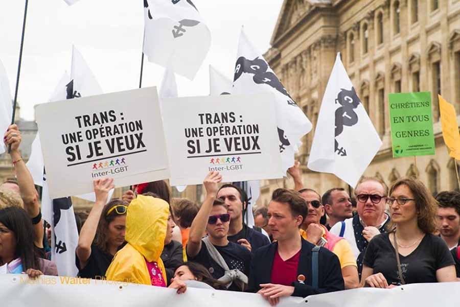 Aprobada una tibia Ley de reconocimiento de género de personas trans en Francia
