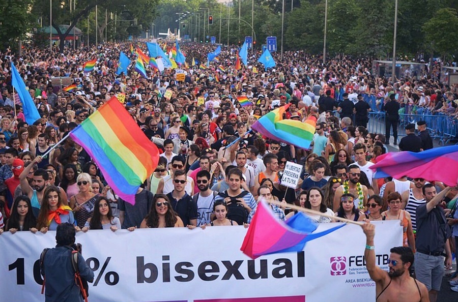 Políticos y sindicalistas "orgullosos" de su apoyo al colectivo LGBTI en redes sociales