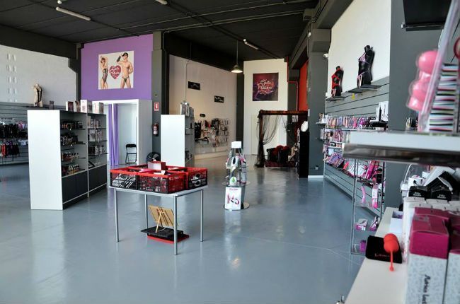 Quienes-somos-Efecto-Pasion-Sex-Shop-Alcala-de-Henares-1