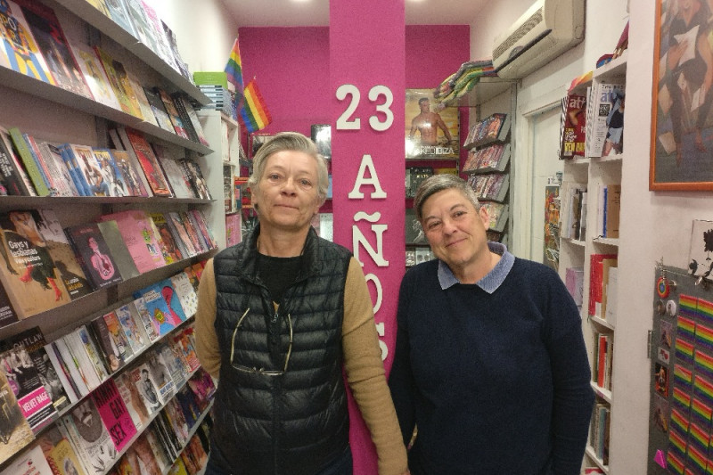 “Salvemos Berkana”, el crowdfunding solidario con la primera librería que abrió en España de temática LGTBI
