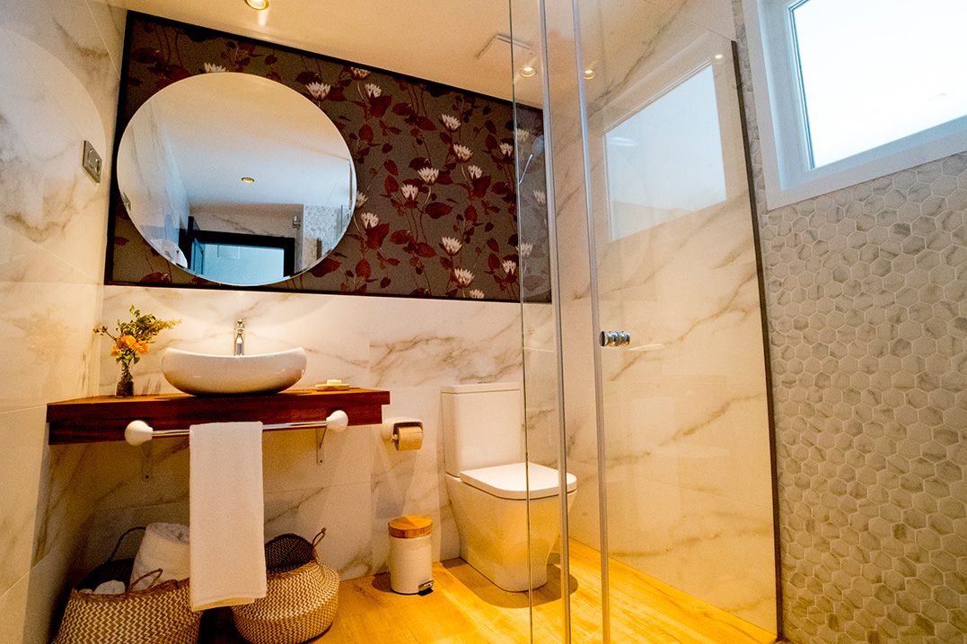 casa-siempreviva-habitacion-doble-terraza-vista-mar-bumblebee-torrox-malaga-1