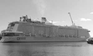 cruise-ship-1070685_1920_0-500x300