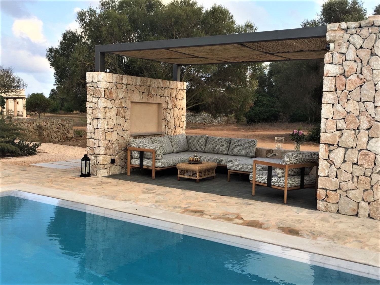 ec139941-a52d-4273-9a34-343aee3cda95