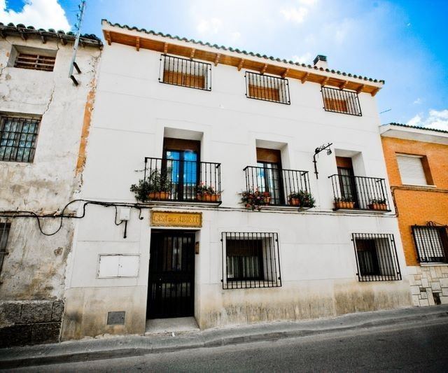 fachada casa rural del abuelo