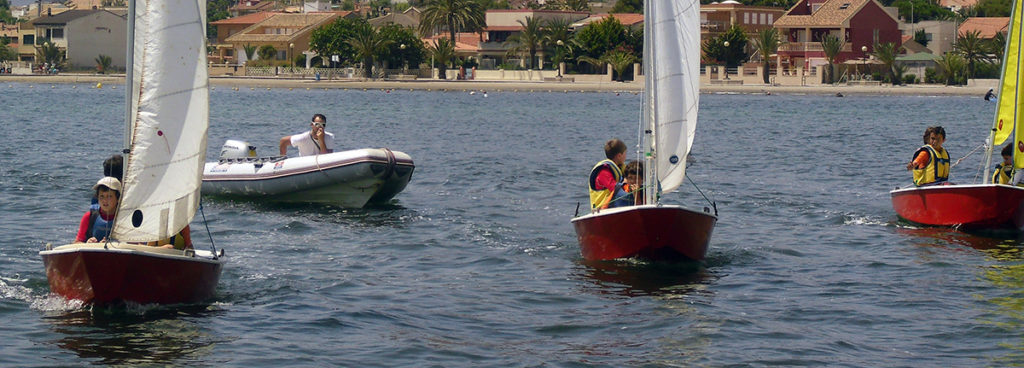 Albergue Turistico Y Turismo Activo Arbolar