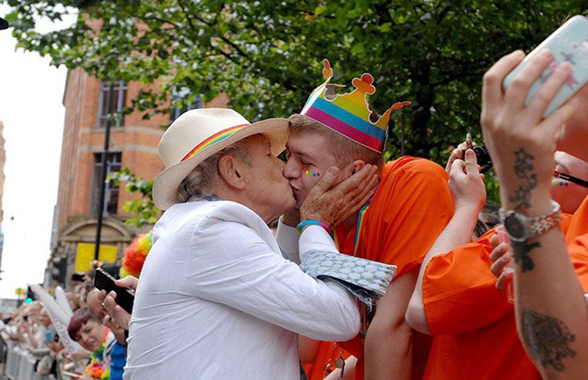 ian_mckellen en el Manchester_Pride_2015