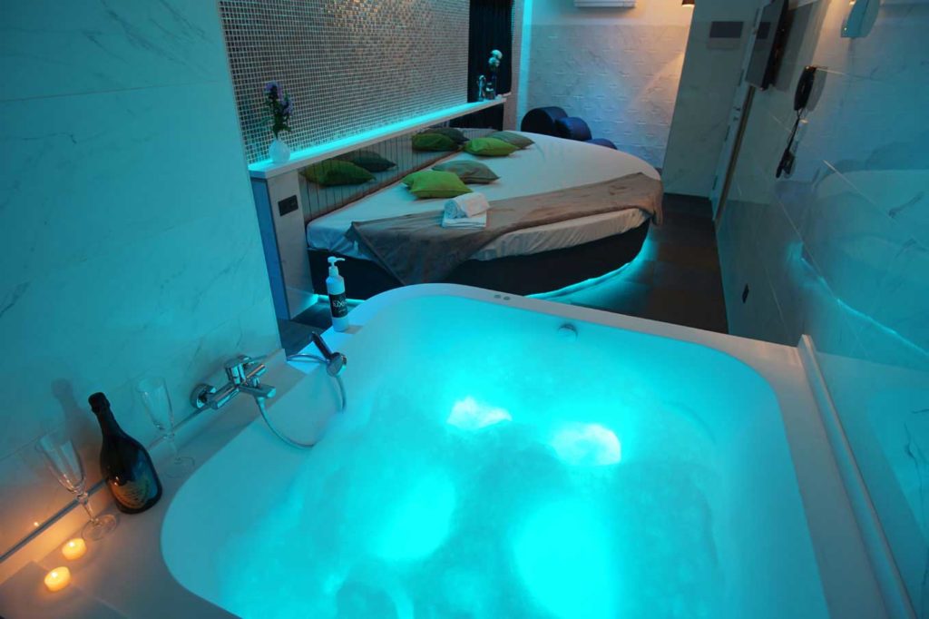 love-hotel-madrid-habitaciones-por-horas-madrid-luxtal-perversac