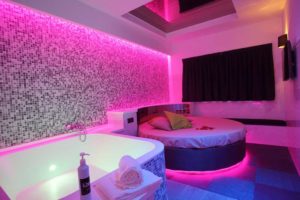 love-hotel-madrid-habitaciones-por-horas-madrid-luxtal-provocacion