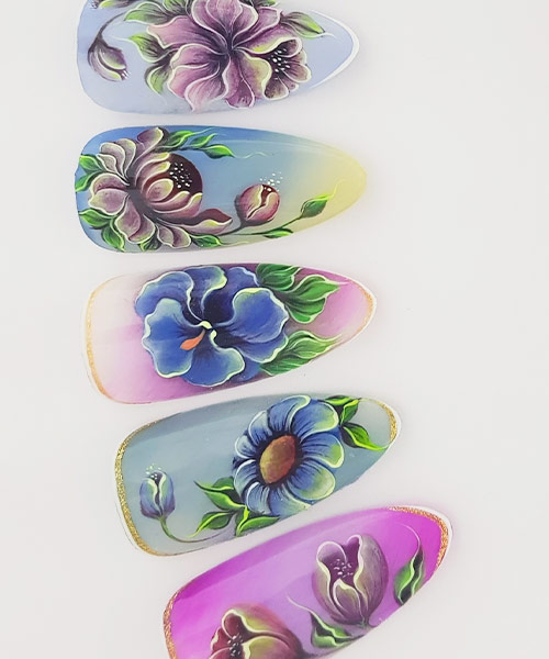 zhostovo-nail-art