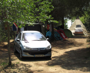 zona-acampada-mas-coche