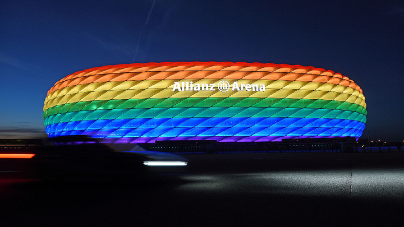 Los equipos alemanes desafían a la UEFA llenando todo de arcoíris