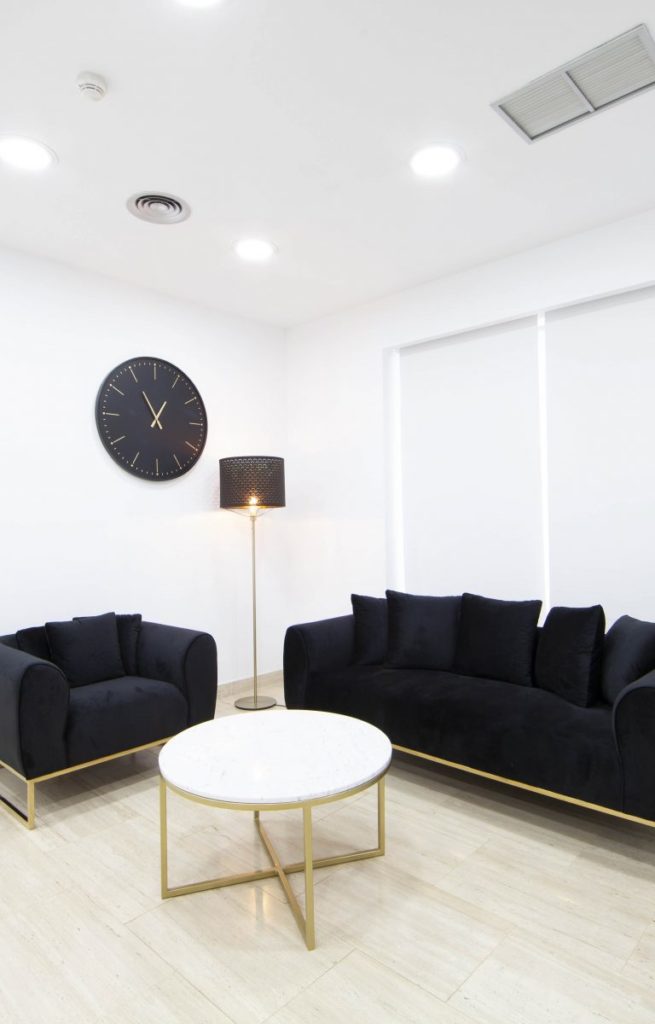 clinica-medicina-y-cirugia-estetica-en-madrid-veronica-montero-san-fernando-de-henares_29-768&#215;1200 (1)