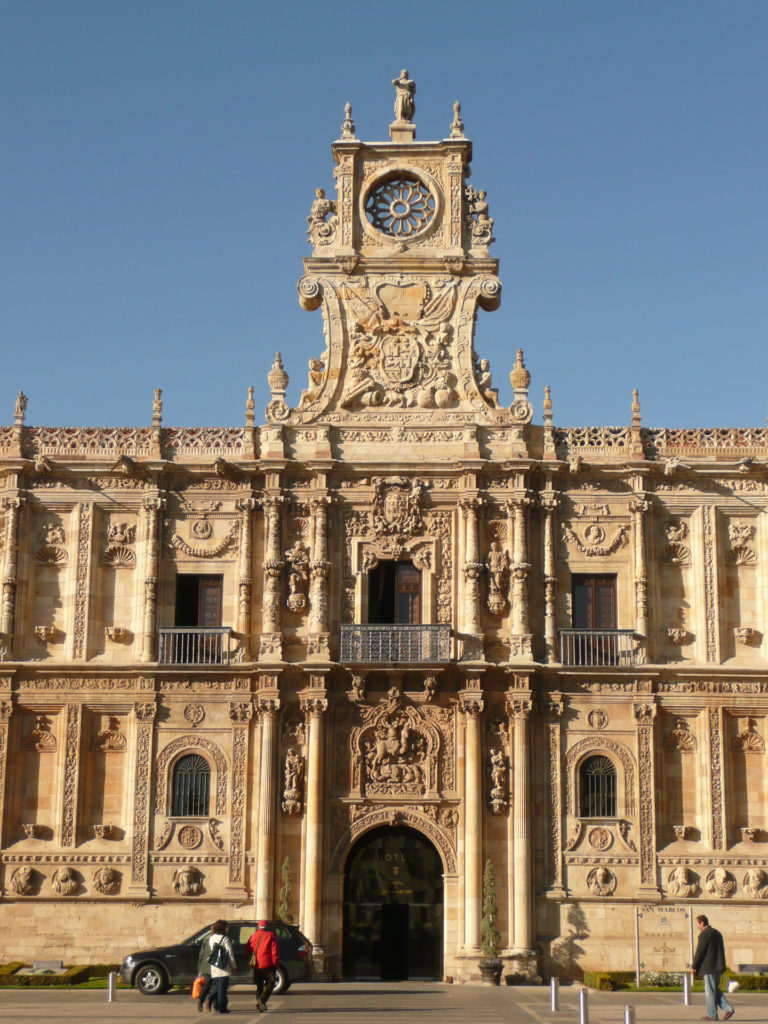 PARADOR_DE_LEON_Maroto_Ibañez_arquitectos01-1