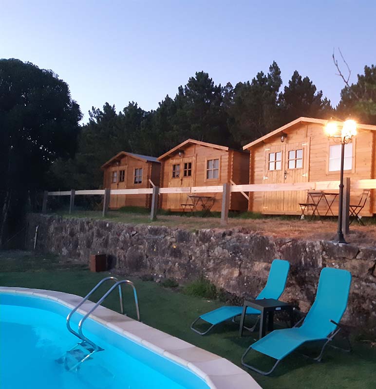 Cabanas-del-hotel-punta-uia-en-esteiro-a-coruna-08