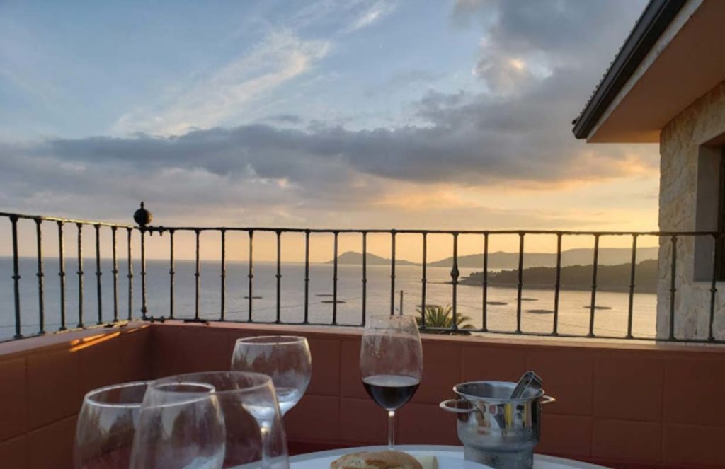 Cena-en-la-terraza-del-hotel-punta-uia-en-esteiro-a-coruna-43