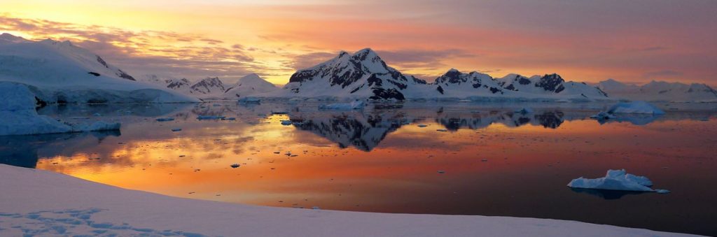 Rutas 10 Expediciones y Viajes S.L.