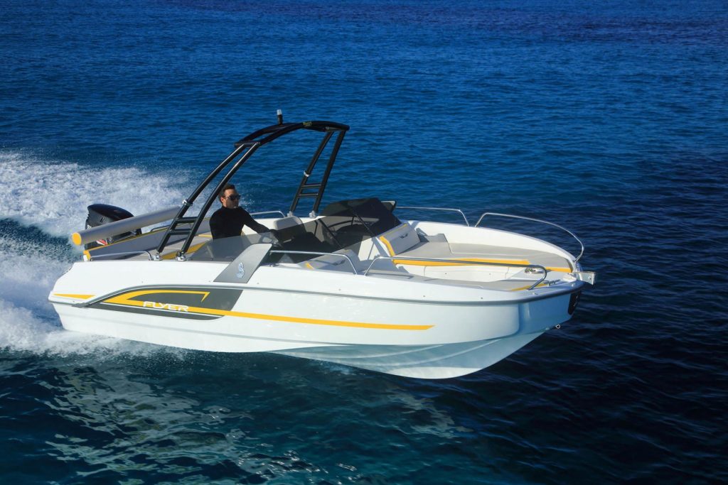 barco-beneteau-flyer-77-sportdeck-01