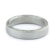 anillos de compromiso anillo titanio puro con diamantes-Antuña Joyería Artística de Autor