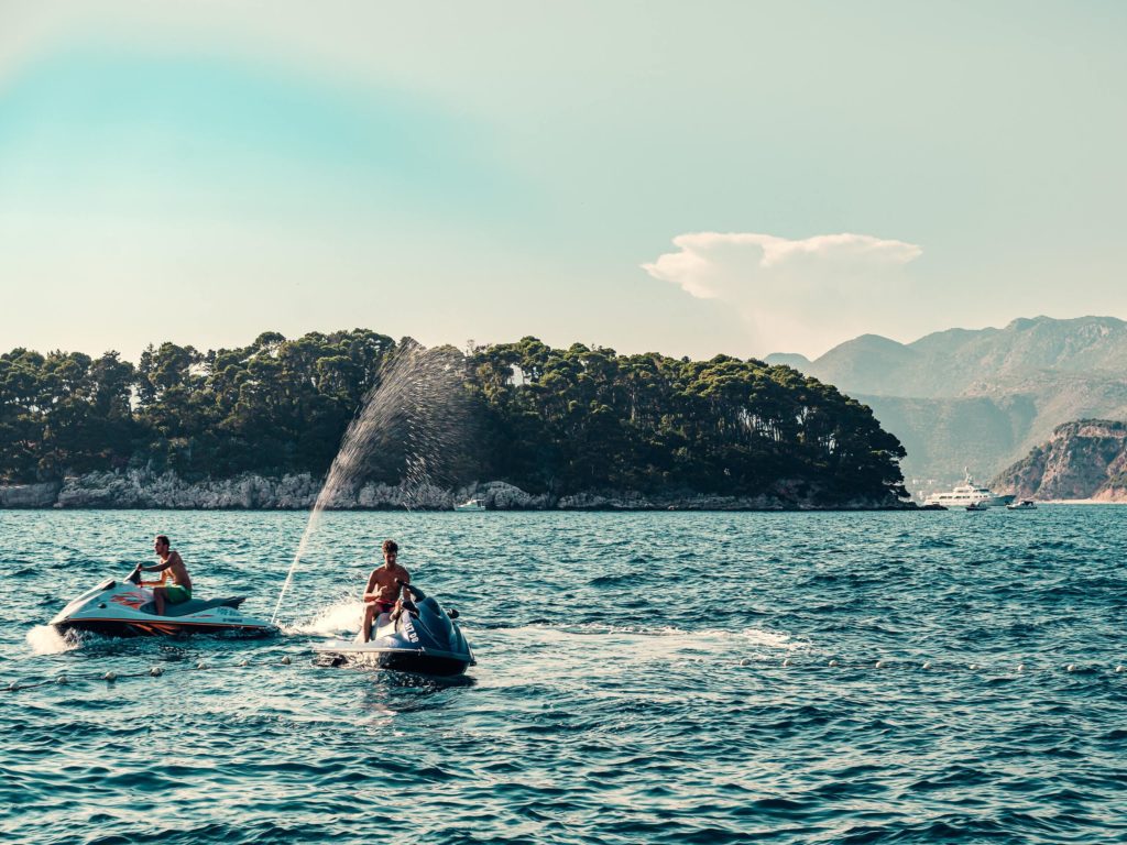 sebastian-coman-travel-i7Ll8SzEXF8-unsplash-1