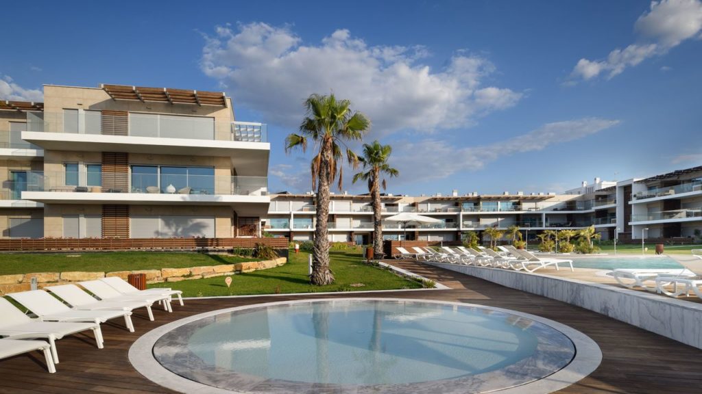 stay-upon-praia-do-sal-gallery05-exterior