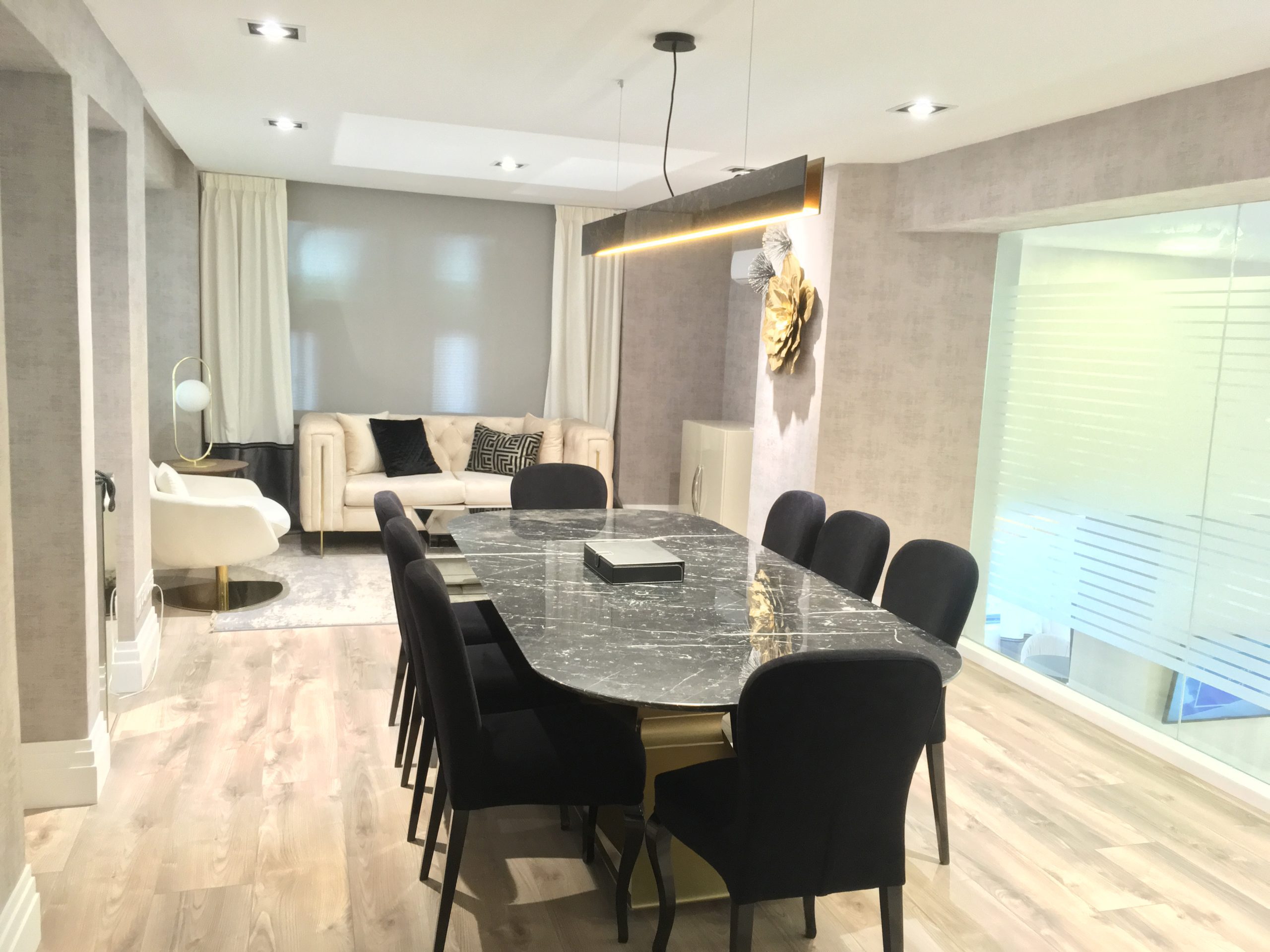 Mr. House Real Estate inaugura su nueva oficina en Majadahonda, Madrid