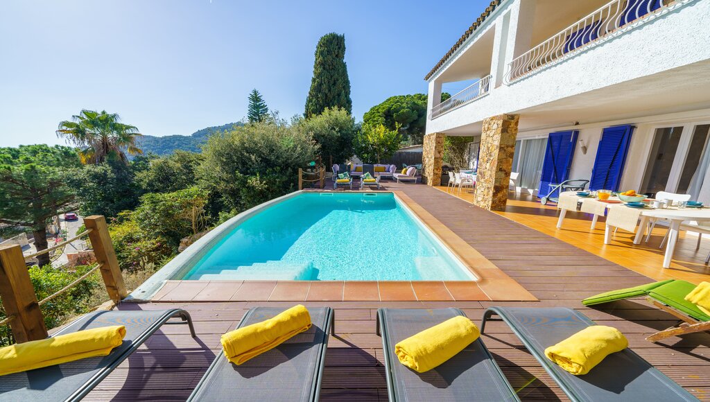 Sea Breeze &#8211; LUX HOUSES EXPERIENCE-min