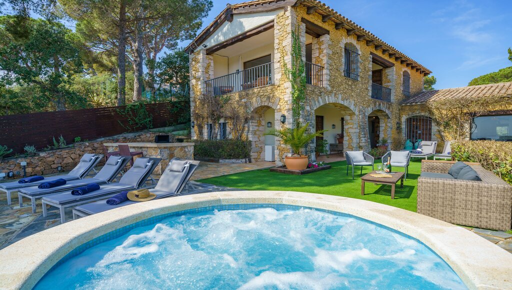 Villa CAN TONI LUX &#8211; LUX HOUSES EXPERIENCE (3)-min (1)