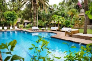 piscina vista aérea-Bodas en la playa