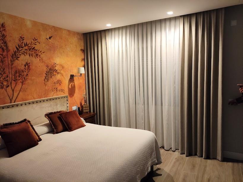 CORTINAS_LOS_SANTOS_DE_LA_HUMOSA-AIB DECORA