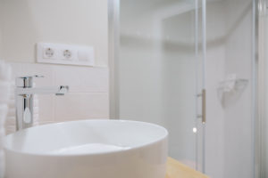 BAÑOS-HOTEL VICENTE HOME (1)