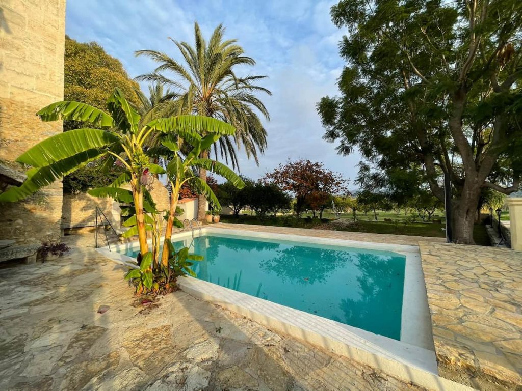 FINCA-SON-BONET-PISCINA-MALLORCA