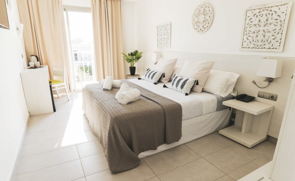 Hotel_Puchet_ibiza_Doble_Deluxe (4)_1280x787