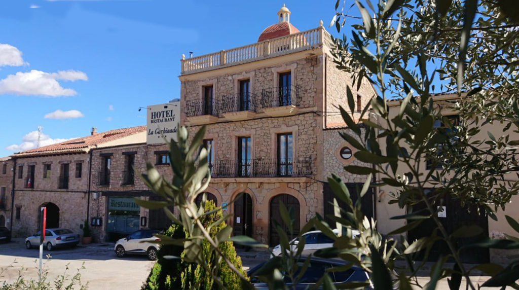 Hotel La Garbinada Y Restaurante Cal Benito