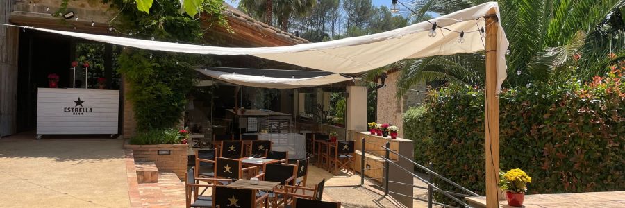 Bar y Terraza_hotel Masía Can Clotas