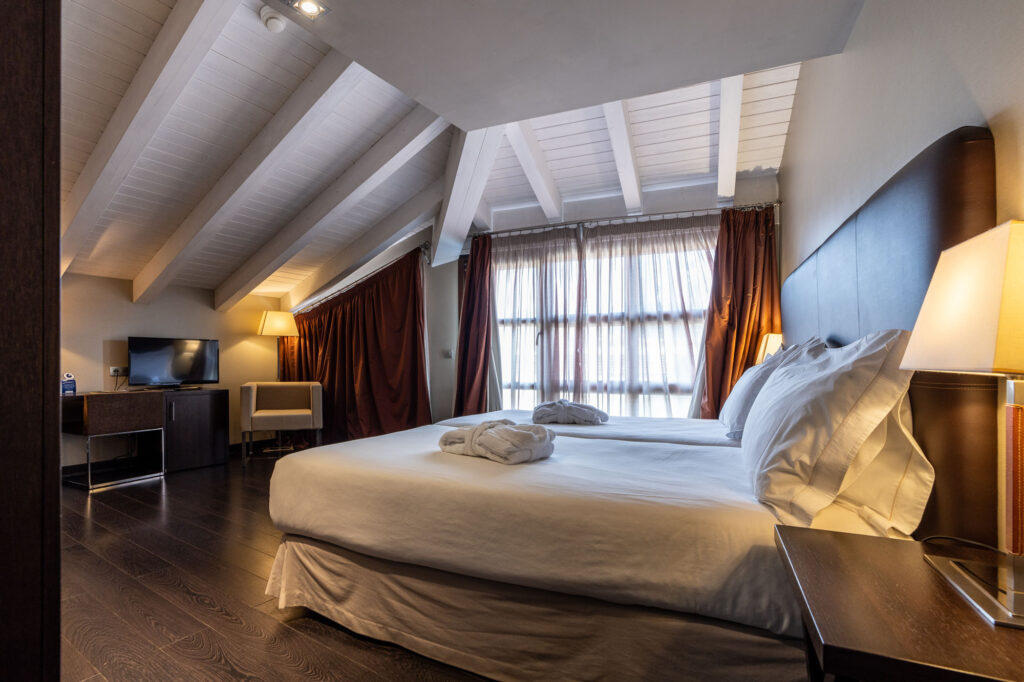 Habitación Junior Suite Familiar_Hotel La Trufa Negra
